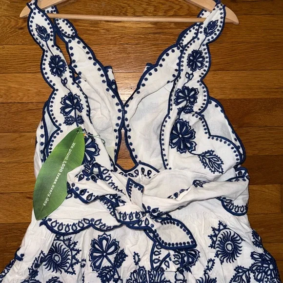 FARM RIO Off-White Cut Out Elegant Floral Halter Embroidered Linen Midi Dress - Picture 9 of 10